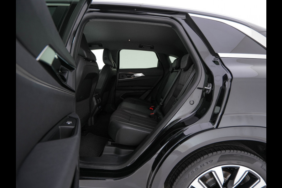 Renault Austral 1.2 E-Tech full hybrid 200 techno (INCL-BTW) *LEATHER-FABRIC | FULL-LED | HEATED-COMFORTSEATS | DIGI-COCKPIT | BLINDSPOT | CAMERA | NAVI-FULLMAP | KEYLESS | PRIVACY-GLASS | SHIFTPADDLES | CARPLAY | TOWBAR | 19''ALU *