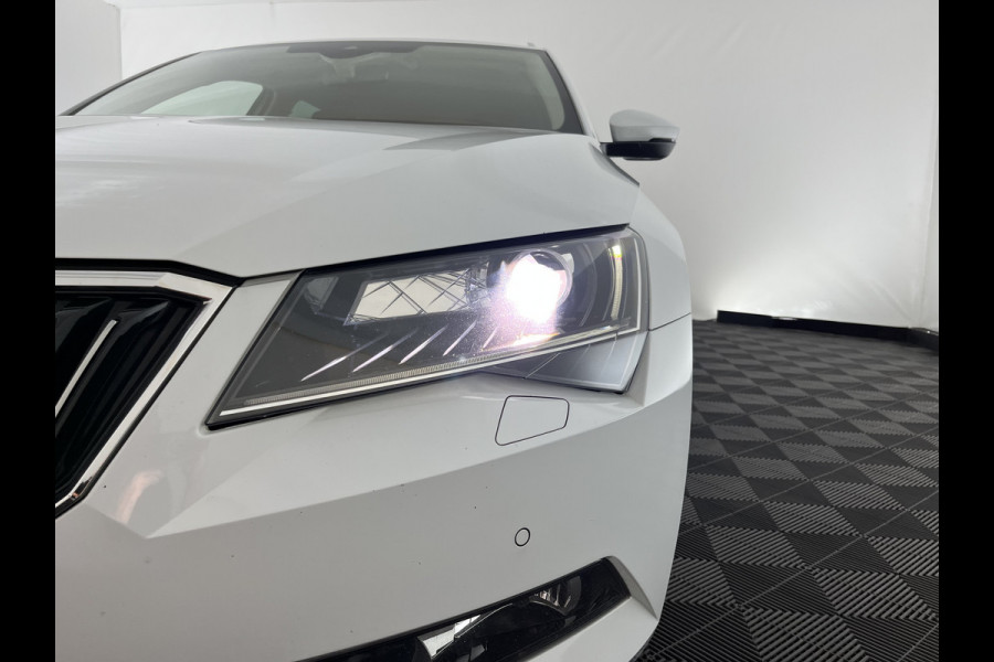 Škoda Superb Combi 1.5 TSI ACT Style Business (INCL-BTW) Aut. *LEATHER-MICROFIBRE | XENON | CANTON-AUDIO | MEMORY-PACK | NAVI-FULLMAP | CAMERA | KEYLESS | HEATED-COMFORTSEATS | PRIVACY-GLASS | SHIFTPADDLES | ECC | PDC | CRUISE | 18''ALU*