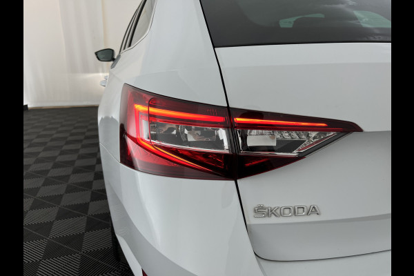 Škoda Superb Combi 1.5 TSI ACT Style Business (INCL-BTW) Aut. *LEATHER-MICROFIBRE | XENON | CANTON-AUDIO | MEMORY-PACK | NAVI-FULLMAP | CAMERA | KEYLESS | HEATED-COMFORTSEATS | PRIVACY-GLASS | SHIFTPADDLES | ECC | PDC | CRUISE | 18''ALU*