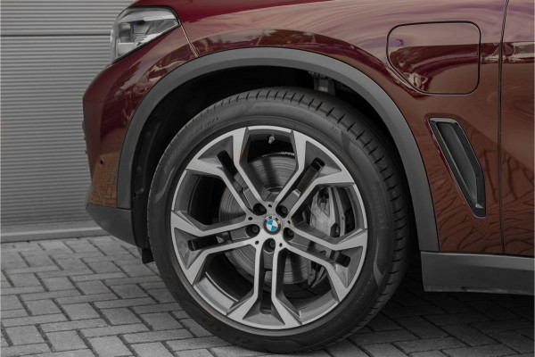 BMW X5 xDrive45e High Executive Luchtv Driving Ass Pro ACC Comfortstoelen Massage HiFi Soft Close 21"