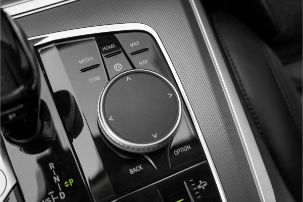 BMW X5 xDrive45e High Executive Luchtv Driving Ass Pro ACC Comfortstoelen Massage HiFi Soft Close 21"