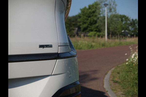 Kia Ev6 GT-Line 77.4 kWh | SOH 100% | Panoramadak | Trekhaak | 360 Camera | Head-Up Display | MERIDIAN SURROUND |