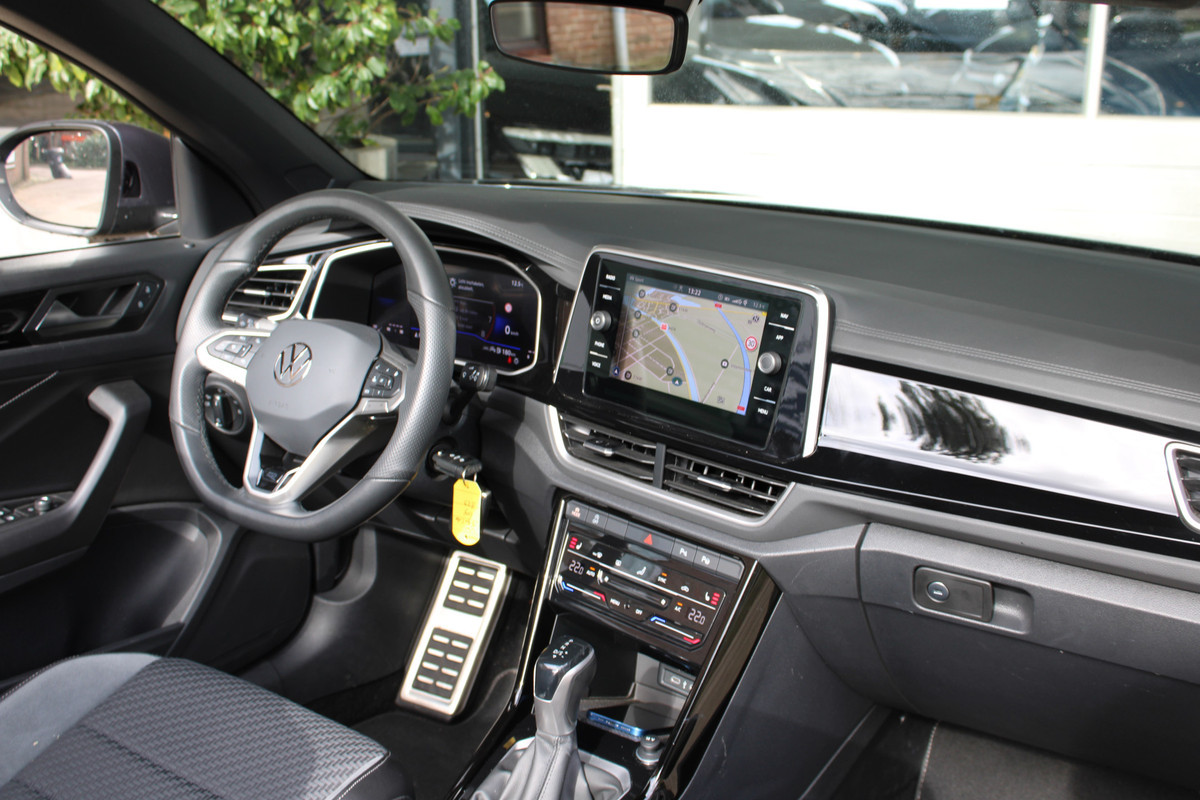 Volkswagen T-Roc Cabrio 1.5 TSI 150PK DSG R-LINE SPORT NAVI/LED/CARPLAY/TREKHAAK