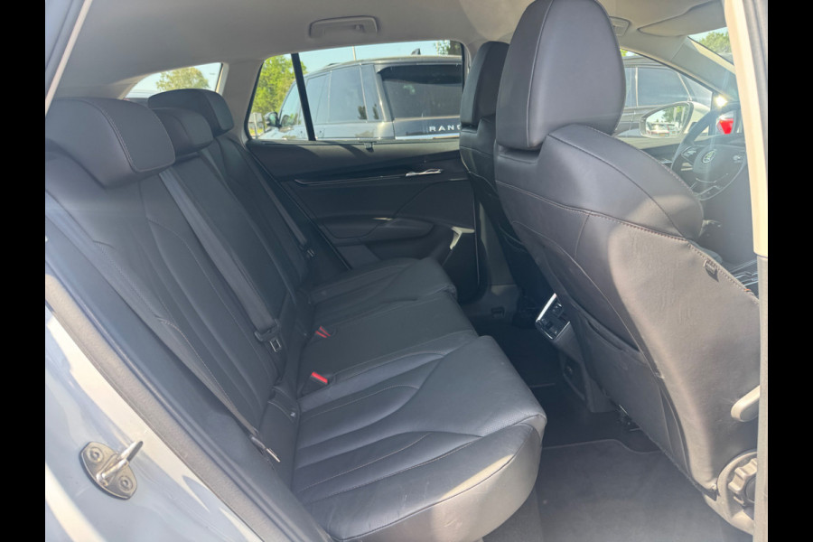 Škoda ENYAQ iV 80 First Edition / SoH 91,4% / Trekhaak / Camera / Leder / CarPlay / Keyless / 21'' / Warmtepomp / Stuur+Stoelverwarming / Dodehoek / DAB / ACC