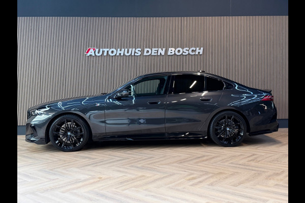 BMW 5 Serie 520i M Sport - Pano Keyles - HeadUp - Carbon
