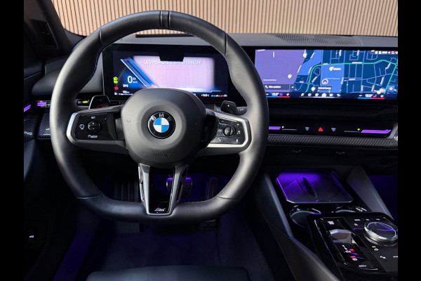 BMW 5 Serie 520i M Sport - Pano Keyles - HeadUp - Carbon