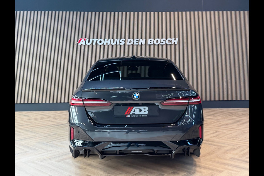 BMW 5 Serie 520i M Sport - Pano Keyles - HeadUp - Carbon