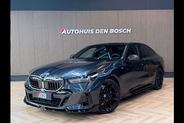 BMW 5 Serie 520i M Sport - Pano Keyles - HeadUp - Carbon