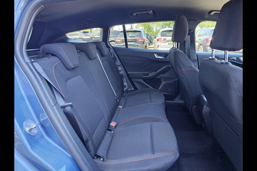 Ford FOCUS Wagon 1.0 EcoBoost Hybrid ST Line | Chrome Blue | Winter Pack | Driver Assistance Pack | NL Auto |