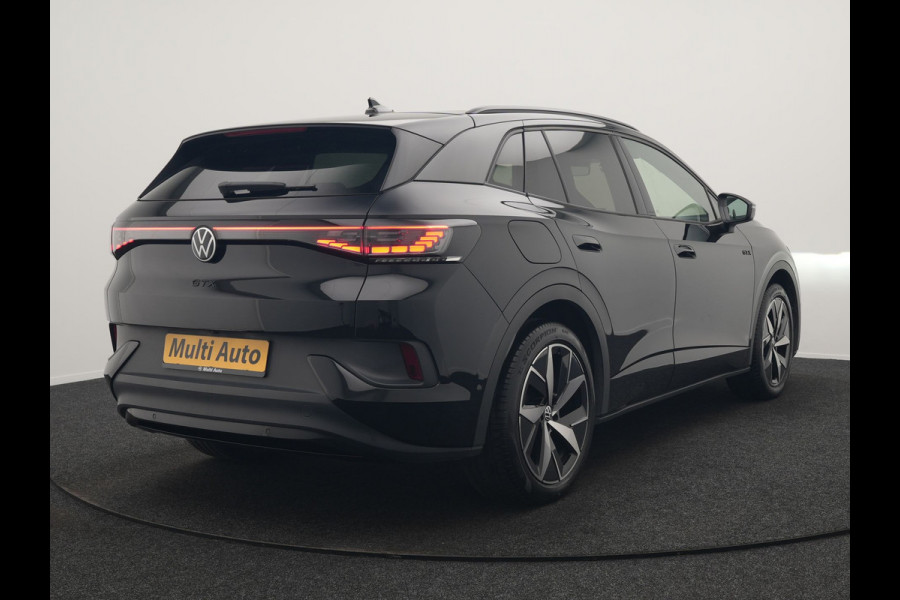 Volkswagen ID.4 GTX 4Motion 77 kWh 299pk Dealer O.H. | Panodak | Adaptive Cruise | Head Up | 360 Camera | Alcantara Sportstoelen Massage & Memory | IQ Light | Sfeerverlichting | Keyless | Blis | Stoelen & Stuur Verwarmd | Apple Carplay |