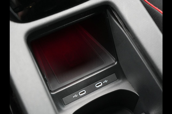 Volkswagen ID.4 GTX 4Motion 77 kWh 299pk Dealer O.H. | Panodak | Adaptive Cruise | Head Up | 360 Camera | Alcantara Sportstoelen Massage & Memory | IQ Light | Sfeerverlichting | Keyless | Blis | Stoelen & Stuur Verwarmd | Apple Carplay |