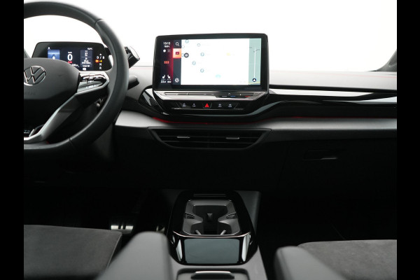 Volkswagen ID.4 GTX 4Motion 77 kWh 299pk Dealer O.H. | Panodak | Adaptive Cruise | Head Up | 360 Camera | Alcantara Sportstoelen Massage & Memory | IQ Light | Sfeerverlichting | Keyless | Blis | Stoelen & Stuur Verwarmd | Apple Carplay |