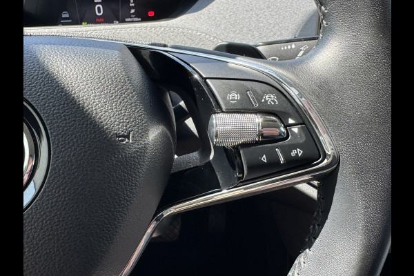 Škoda ENYAQ iV 80 Limited Edition Camera Carplay Navi Stoel en Stuurverwarming Climate Control achter