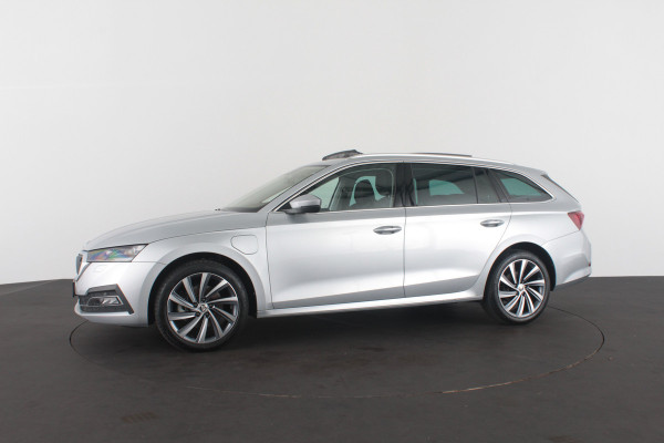 Škoda Octavia Combi 1.4 TSI iV PHEV Style > Plug in Hybride/Pano.dak/Trekhaak/Winterpakket...