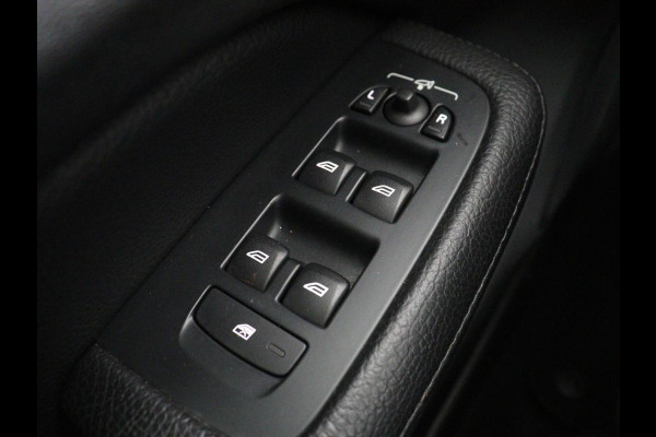 Volvo V60 2.0 T5 Inscription | Trekhaak | Leder | Stoel & Stuurverwarming | Navigatie | Carplay | Harman/Kardon | Full LED | Parkeerhulp | DAB | Memory | Climate control | Bluetooth | Cruise control