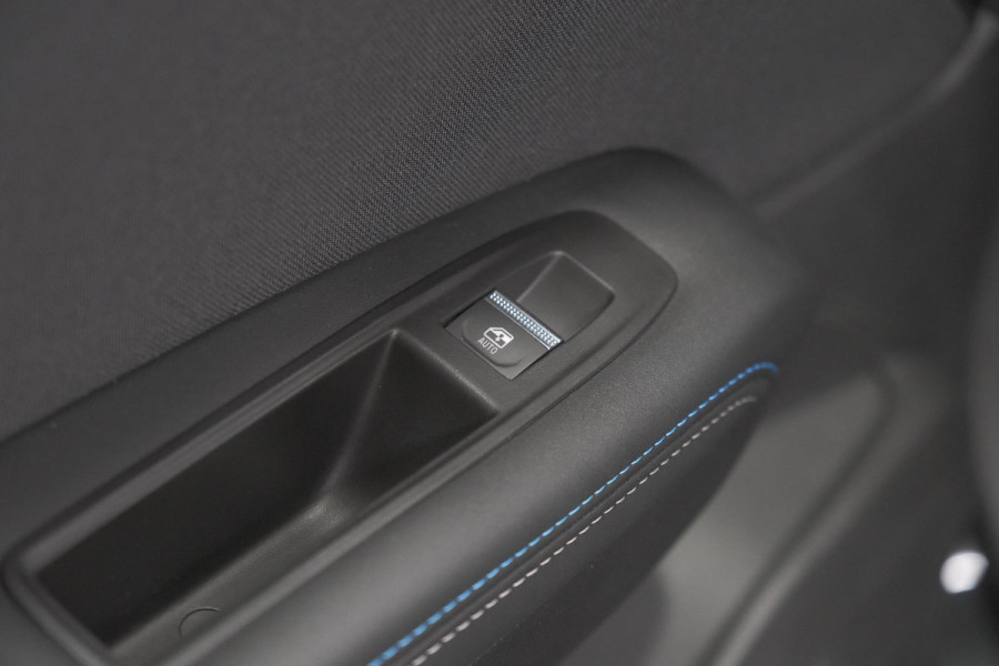 Renault Captur 1.8 E-Tech full hybrid 160 esprit Alpine | Rondom Camerazicht | Dodehoekdetectie | Adaptieve Cruise Control