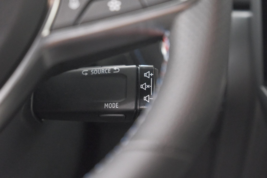 Renault Captur 1.8 E-Tech full hybrid 160 esprit Alpine | Rondom Camerazicht | Dodehoekdetectie | Adaptieve Cruise Control