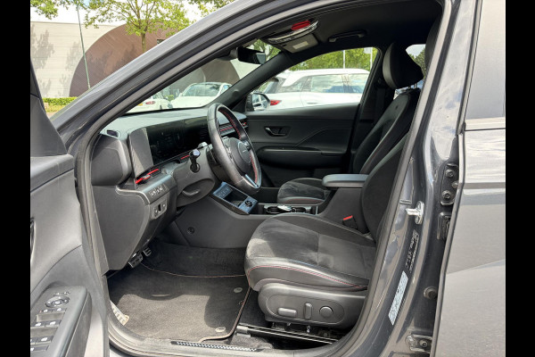 Hyundai Kona 1.6 GDI HEV N Line FULL OPTION|  STOELVERWARMING + VENTILATIE| STUURVERWARMING| ELEK. STOEL| ELEK. ACHTERKLEP| ADAPTIVE CRUISE CONTROL| 360 CAMERA | ALL SEASON BANDEN |