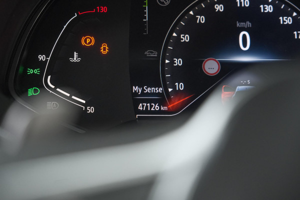Renault Captur TCe 140 EDC R.S. Line | COMPLEET! | 360 Camera | Adaptieve Cruise Control | 9.3 Inch Groot Scherm