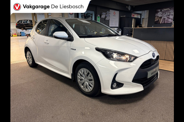 Toyota Yaris 1.5 Hybrid Business Plus automaat/ stuur en stoel verwarming / navigatie /camera