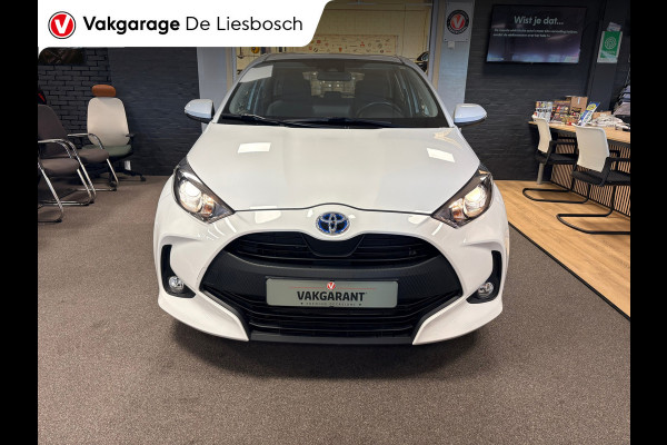 Toyota Yaris 1.5 Hybrid Business Plus automaat/ stuur en stoel verwarming / navigatie /camera