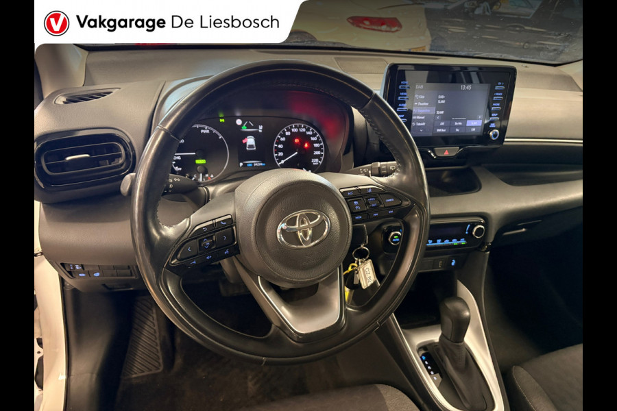 Toyota Yaris 1.5 Hybrid Business Plus automaat/ stuur en stoel verwarming / navigatie /camera