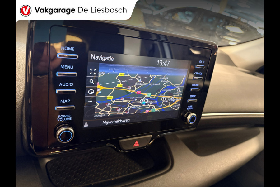Toyota Yaris 1.5 Hybrid Business Plus automaat/ stuur en stoel verwarming / navigatie /camera
