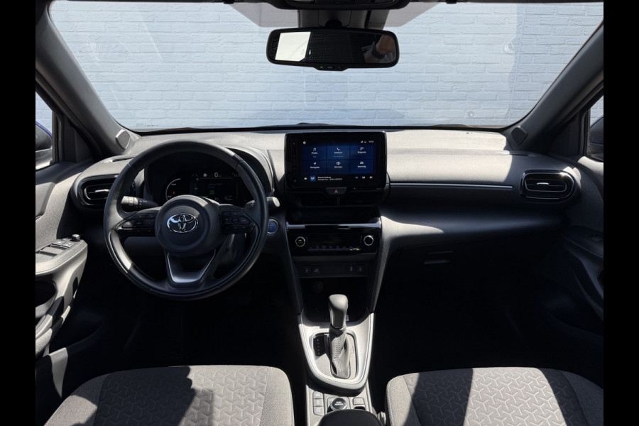 Toyota Yaris Cross 1.5 Hybrid AWD Team D | ACC | CarPlay | Camera | Keyless | DAB+