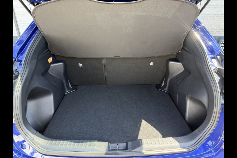 Toyota Yaris Cross 1.5 Hybrid AWD Team D | ACC | CarPlay | Camera | Keyless | DAB+