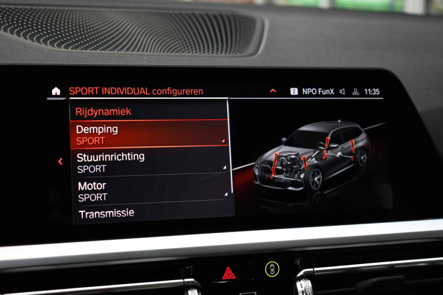 BMW 3 Serie Touring 330e xDrive M-Sport Pano Trekh El-zetels HUD Laser 19inch Adp-onderstel