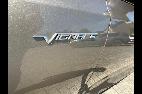Ford FOCUS Wagon 1.5 AUT Vignale | Open dak | Trekhaak |
