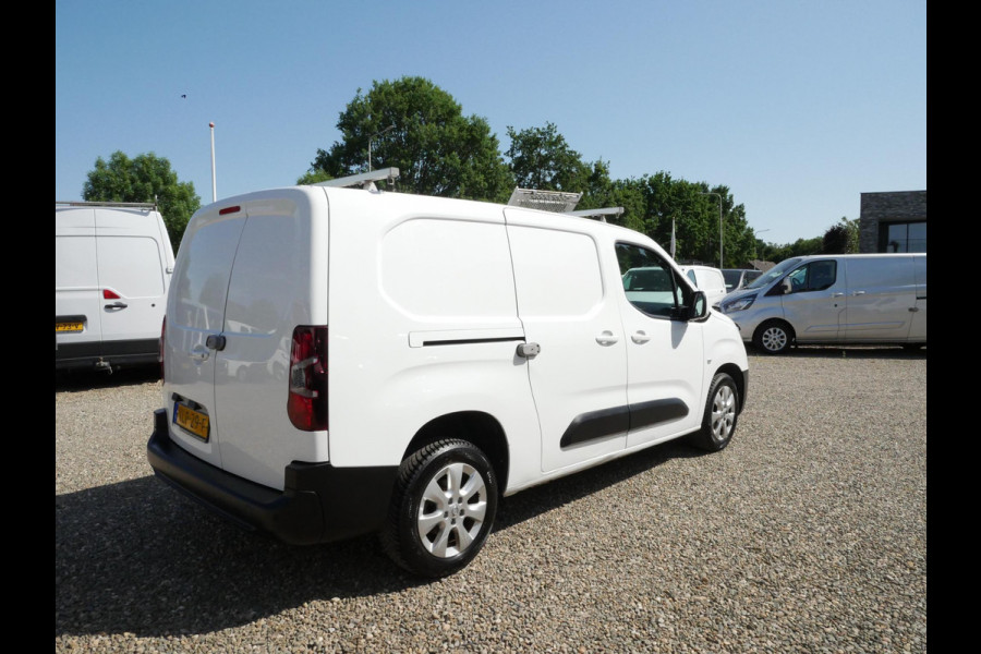 Opel Combo 1.5D 130PK, L2, Automaat, Airco