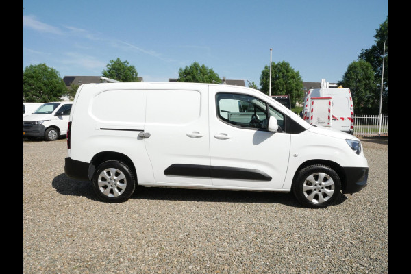 Opel Combo 1.5D 130PK, L2, Automaat, Airco