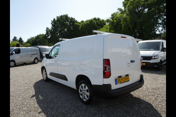Opel Combo 1.5D 130PK, L2, Automaat, Airco
