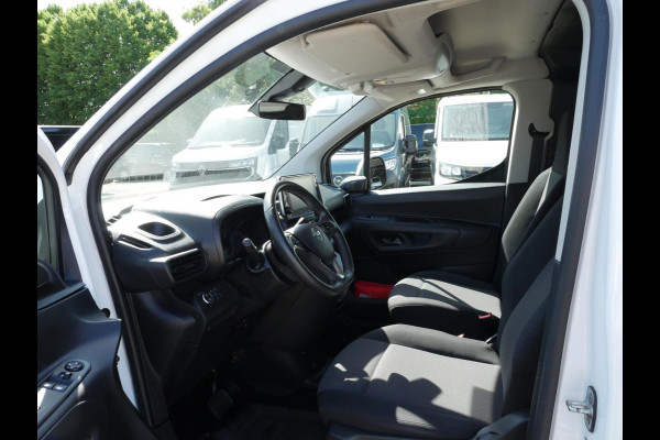 Opel Combo 1.5D 130PK, L2, Automaat, Airco