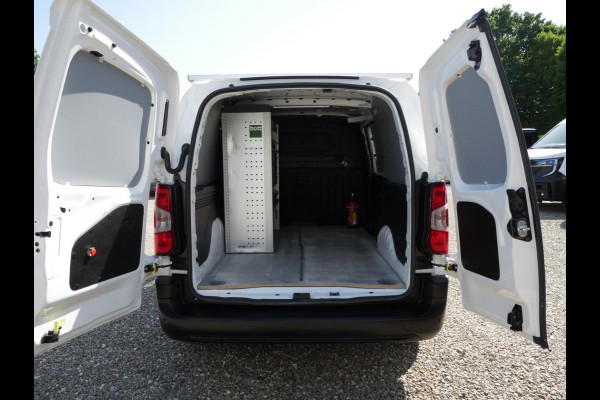 Opel Combo 1.5D 130PK, L2, Automaat, Airco