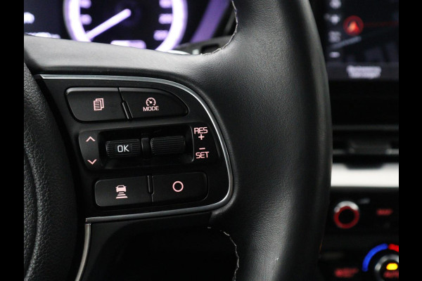 Kia Niro 1.6 GDi Hybrid DynamicPlusLine | Stoelverwarming | Half leder | Adaptive cruise | Carplay | Camera | Navigatie | Stuurverwarming | Keyless | Side Assist | Navigatie | Climate control | Bluetooth