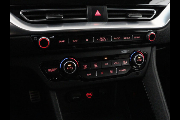 Kia Niro 1.6 GDi Hybrid DynamicPlusLine | Stoelverwarming | Half leder | Adaptive cruise | Carplay | Camera | Navigatie | Stuurverwarming | Keyless | Side Assist | Navigatie | Climate control | Bluetooth