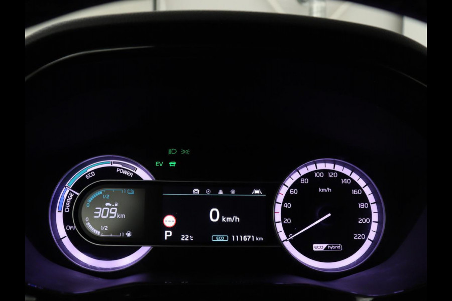 Kia Niro 1.6 GDi Hybrid DynamicPlusLine | Stoelverwarming | Half leder | Adaptive cruise | Carplay | Camera | Navigatie | Stuurverwarming | Keyless | Side Assist | Navigatie | Climate control | Bluetooth