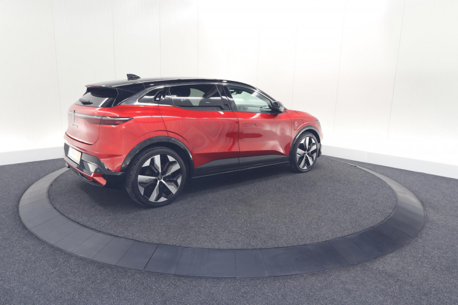 Renault Mégane E-Tech EV60 220 Charge Techno | 1 Fase | Adaptieve Cruise Control | Winterpakket | Dodehoekdetectie | Harman Kardon | SOH=94,6%