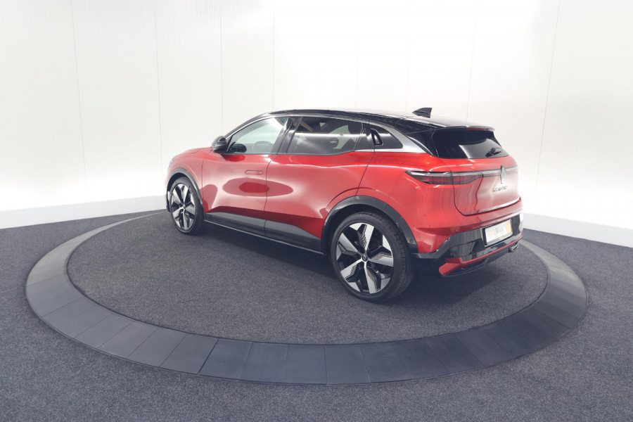 Renault Mégane E-Tech EV60 220 Charge Techno | 1 Fase | Adaptieve Cruise Control | Winterpakket | Dodehoekdetectie | Harman Kardon | SOH=94,6%