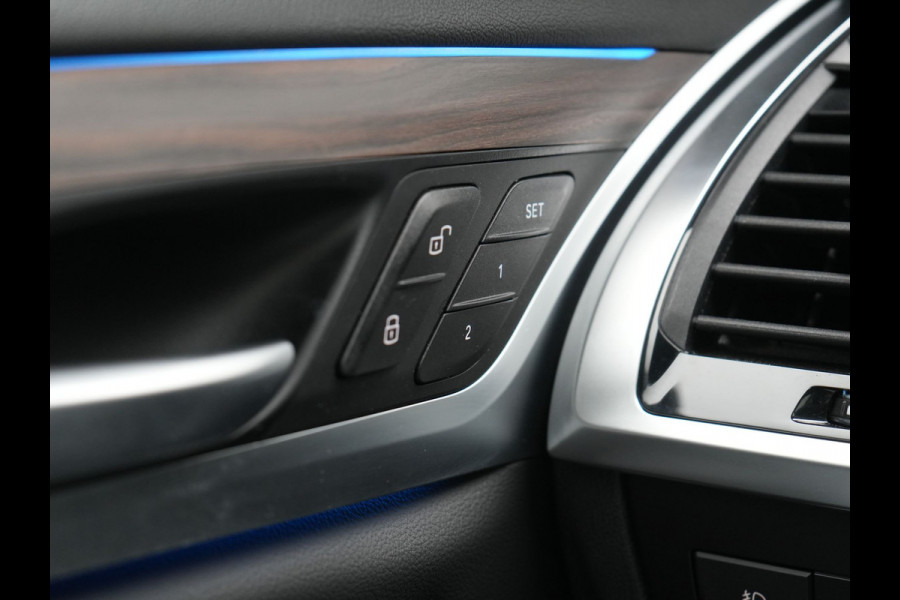 BMW X3 xDrive30e M Sport PHEV 293pk Dealer O.H. | Trekhaak Af Fabriek | Panodak | Head Up | Adaptive Cruise | 360 Camera | Harman / Kardon | Adaptief Onderstel | Lederen Sportstoelen Memory & Verwarmd | Keyless | Blis | Sfeerverlichting |  Plug In Hybrid |
