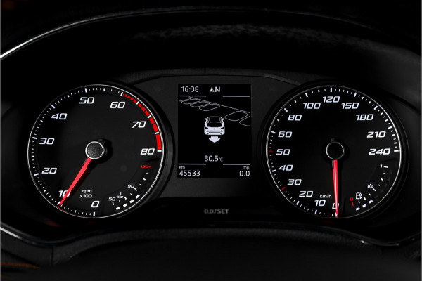 Seat Arona 1.0 TSI 116 PK FR | Cruise | PDC | Camera | ECC | Trekhaak | LM 17" |