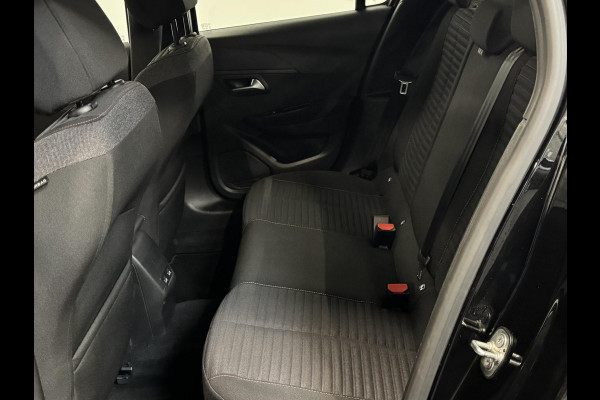 Peugeot e-208 EV Active Pack 50 kWh Navigatie Apple Carplay/Android Auto Parkeersensoren achter  Cruise Control  Climate Control Lichtmetalen velgen