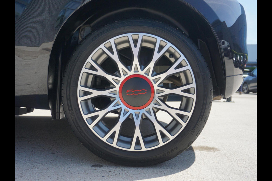 Fiat 500C 1.0 Hybrid RED