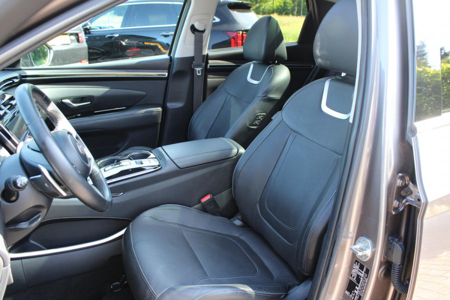 Hyundai Tucson 1.6 T-GDI PHEV Premium Sky 4WD 265 PK | Panoramadak | Leder | Stoelverwarming | Achteruitrijcamera | Adaptive Cruise Control
