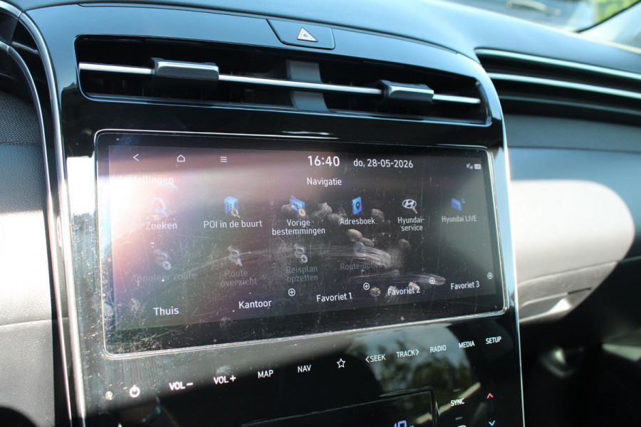 Hyundai Tucson 1.6 T-GDI PHEV Premium Sky 4WD 265 PK | Panoramadak | Leder | Stoelverwarming | Achteruitrijcamera | Adaptive Cruise Control