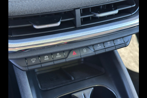 Škoda ENYAQ iV 60|SOH 90%|Warmtepomp|Trekhaak|Panoramadak|ACC|Camera