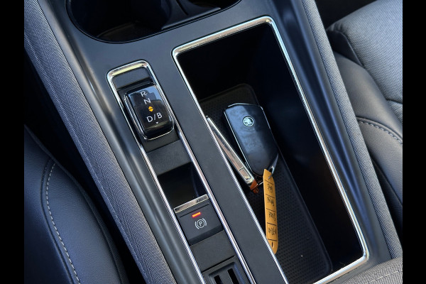 Škoda ENYAQ iV 60|SOH 90%|Warmtepomp|Trekhaak|Panoramadak|ACC|Camera