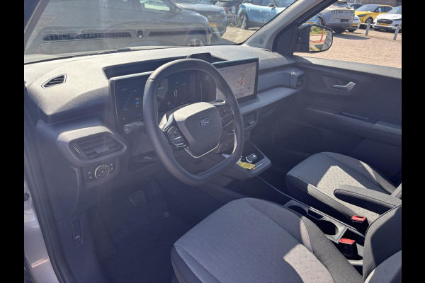 Ford E-Tourneo Courier Titanium 44 kWh | 136pk | Driver Assistance Pack incl. Navigatie | Trekhaak | Reservewiel | Ford Voorraad